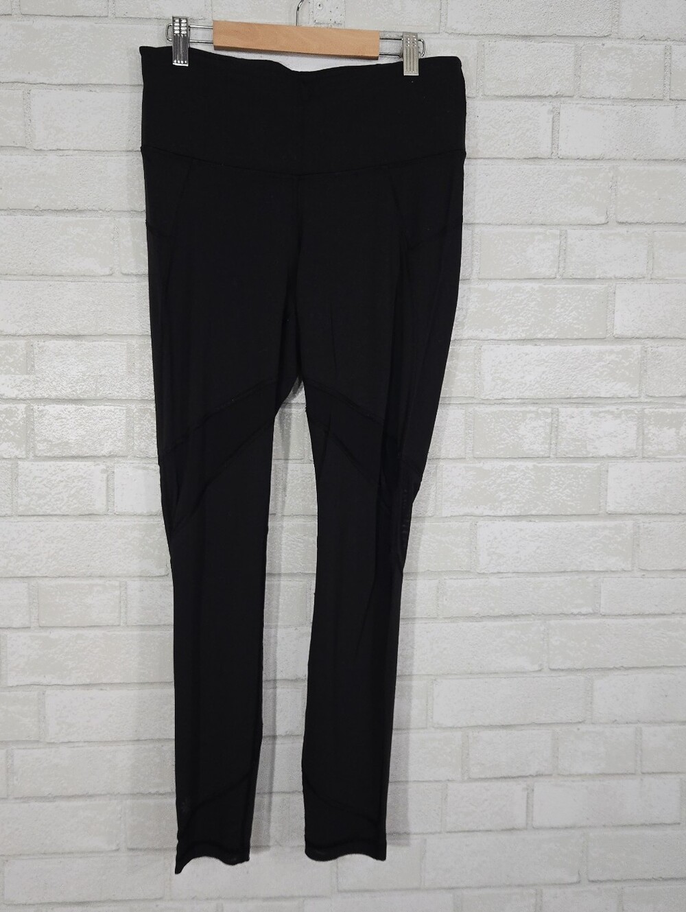 Athleta mesh leggings‎